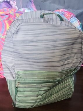 One-Piece Backpack in Light Gray and Mint Green